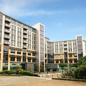 Centre Ideal For Holiday, Contractors, Quarantining Apartment